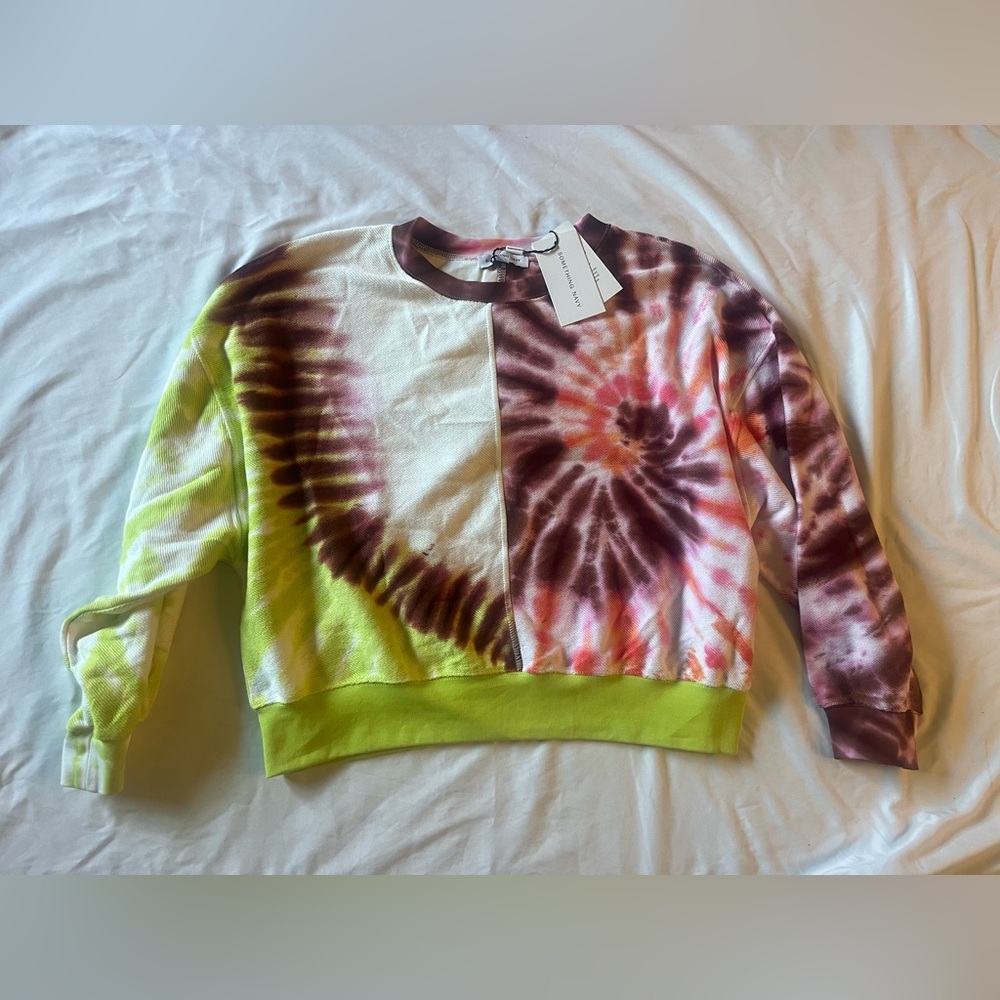 Something Navy Aspen Bicolor Tie Dye Sweatshirt